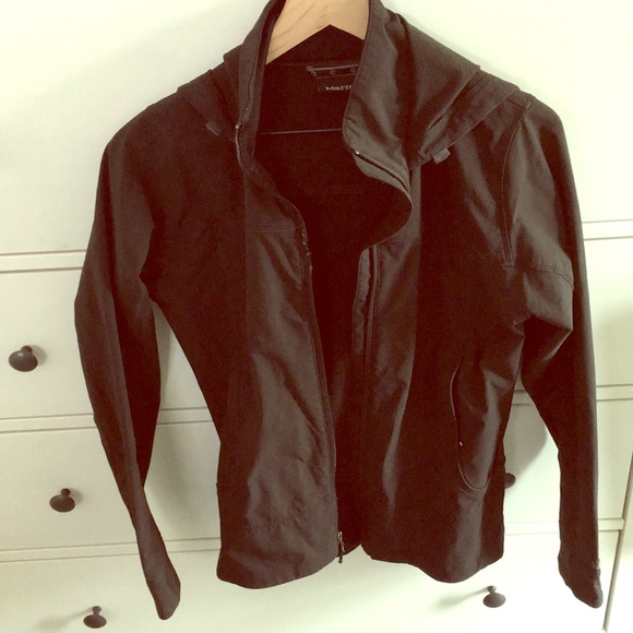 Soft shell hooded Marmot jacket - Picture 3 of 8